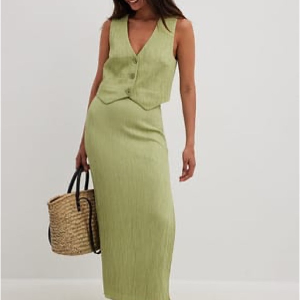 NAKD Green Maxi Skirt and Vest Set